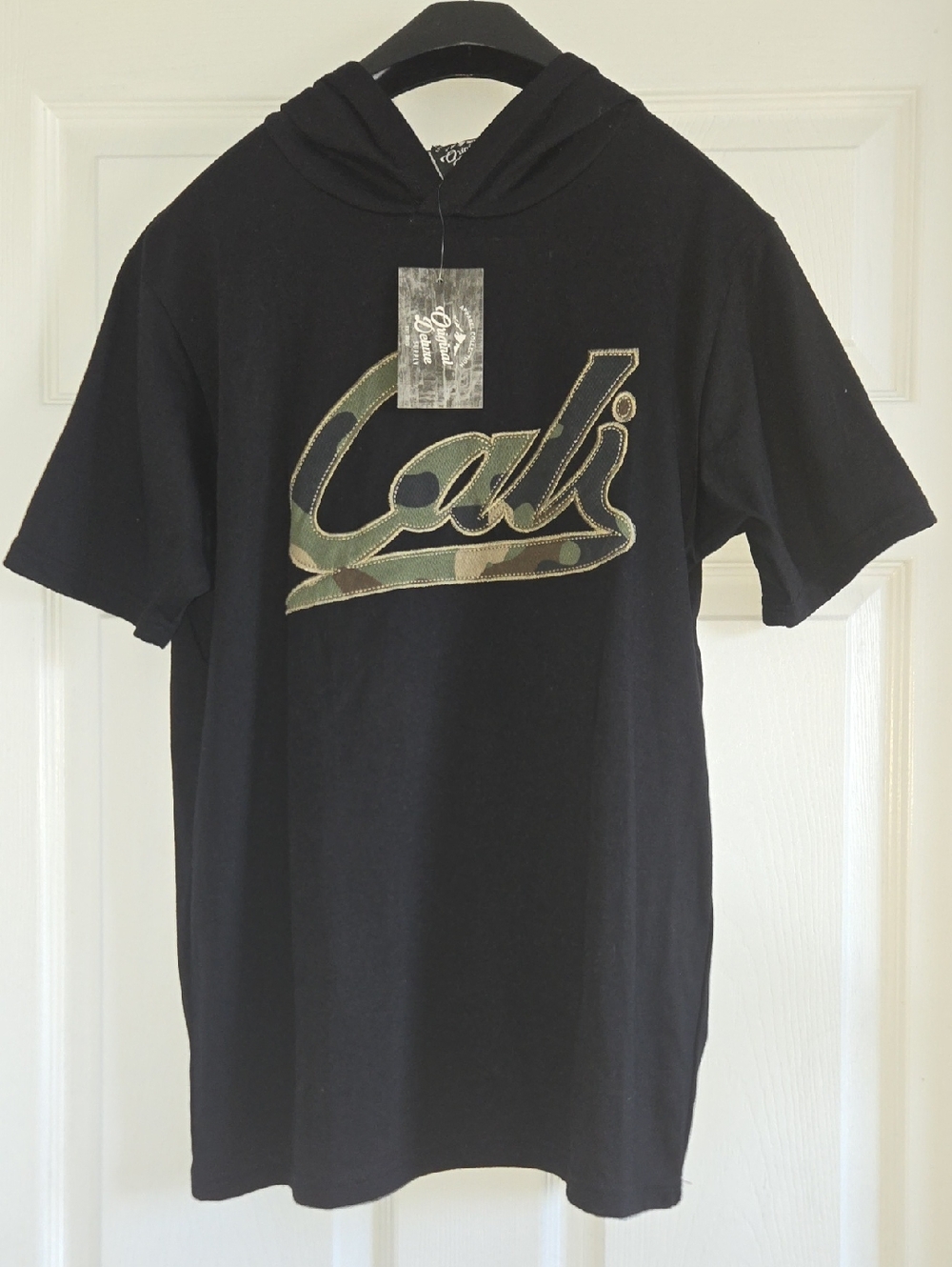 'Cali' Hooded Tee with Camouflage Applique
